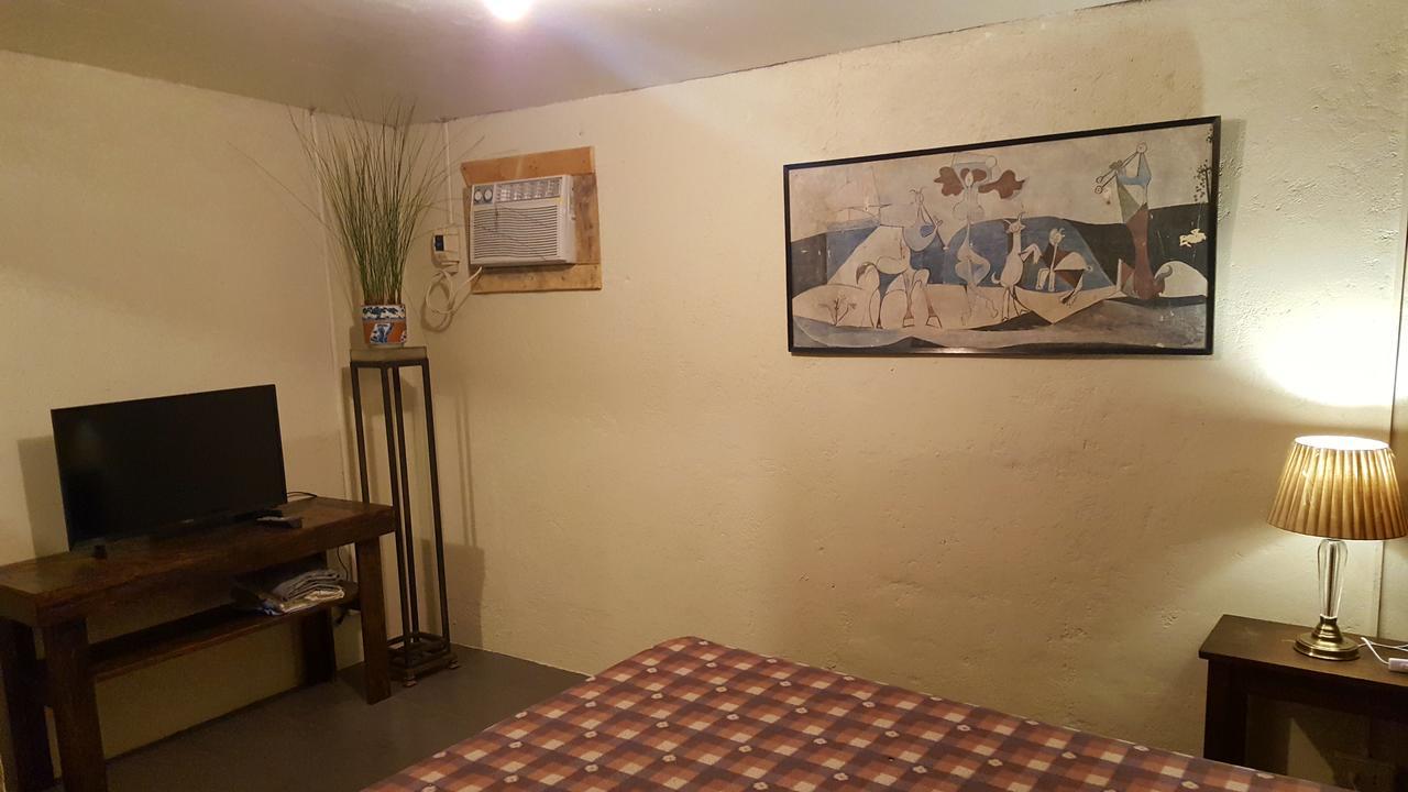 Marius B&B & Hostel Silang Exterior foto